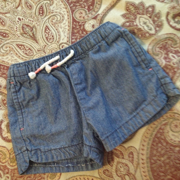 Size 18 months OshKosh baby girl shorts - Picture 6 of 11